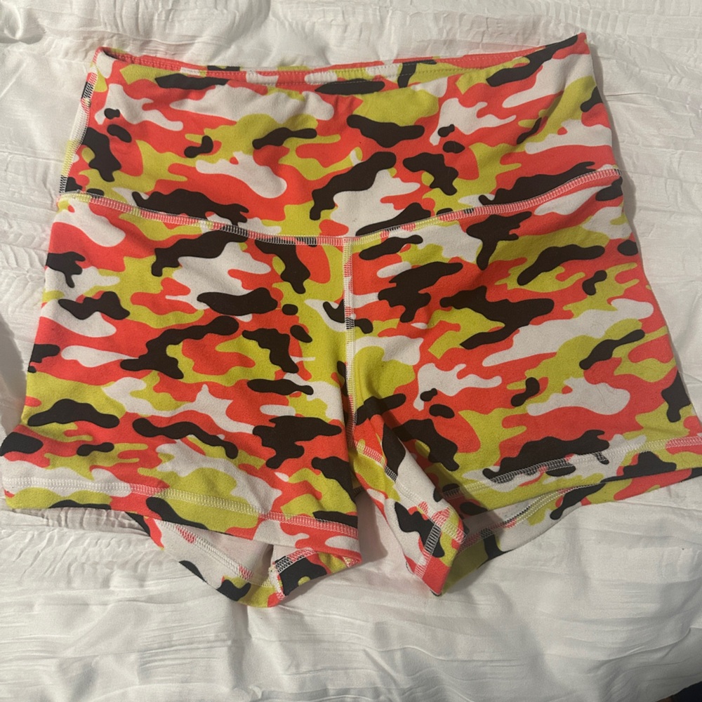 Fleo Lolli Camo Power High Rise Shorts